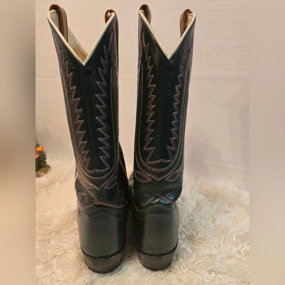 VINTAGE COWBOY BOOTS - Picture 4 of 16